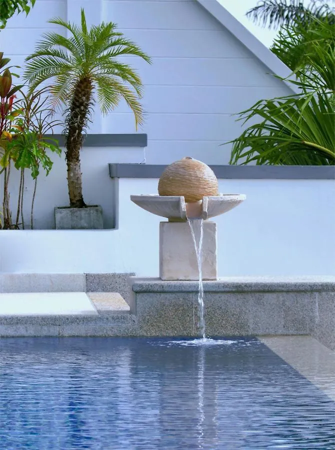 Kulraya Villas - Luxury Serviced Pool Villas Ko Lanta