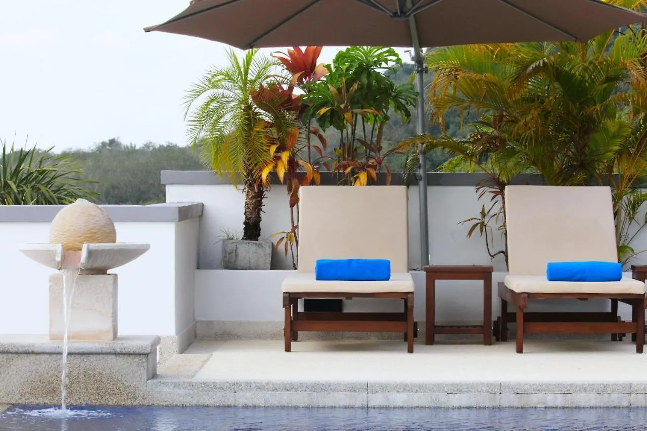 Kulraya Villas - Luxury Serviced Pool Villas Ko Lanta