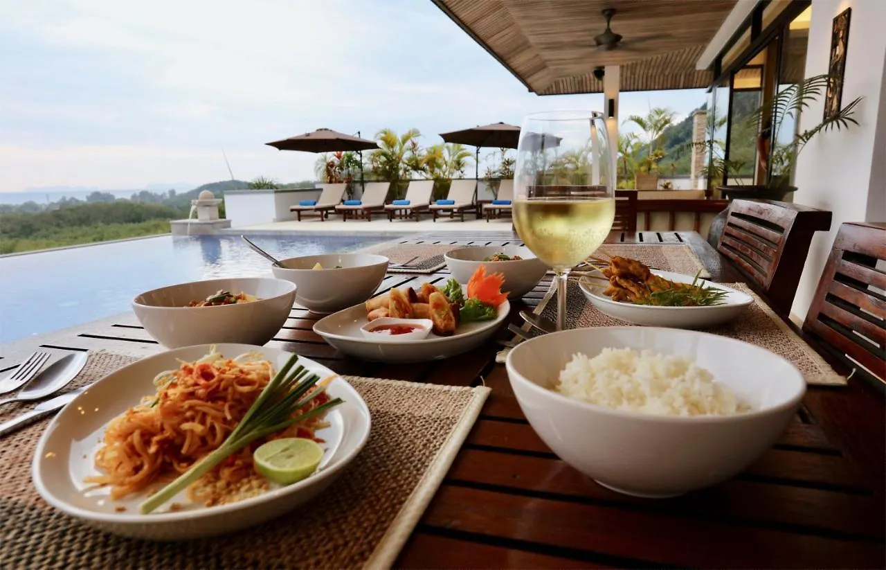 Kulraya Villas - Luxury Serviced Pool Villas Ko Lanta