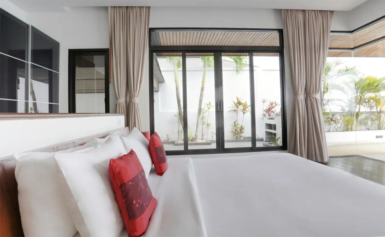 Kulraya Villas - Luxury Serviced Pool Villas Ko Lanta