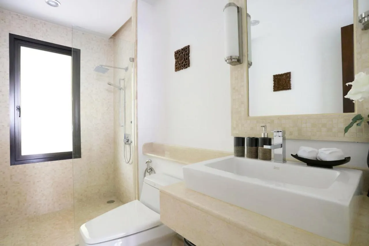 Kulraya Villas - Luxury Serviced Pool Villas Ko Lanta